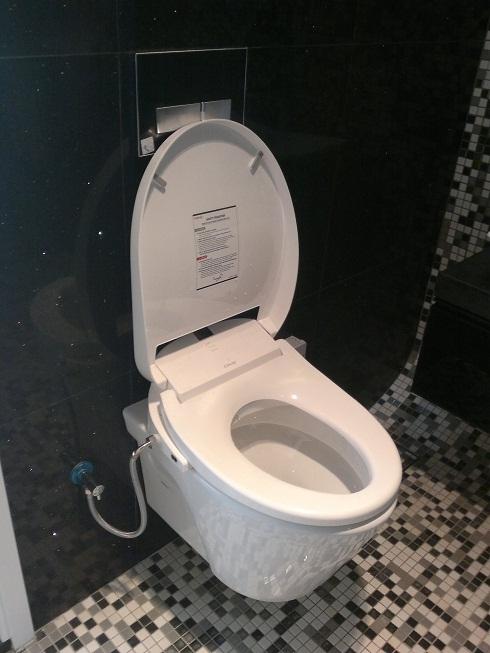 Coway ba13-BE luxury bidet seat