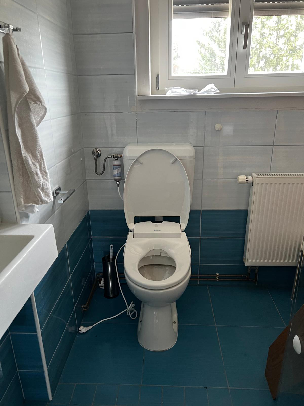Brondell Swash 1400EW Elongated Customer Installation 