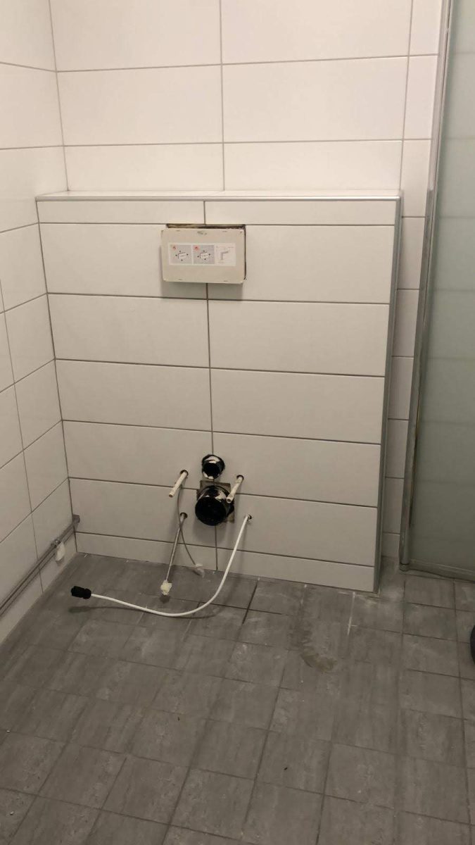 TOTO WASHLET RW installation with automatic flushing