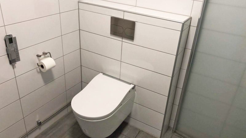 TOTO WASHLET RW installation with automatic flushing